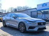 Volvo V60 Core Recharge Plug-In Hybrid AWD ACC 360 - Volvo V60 Unfallwagen