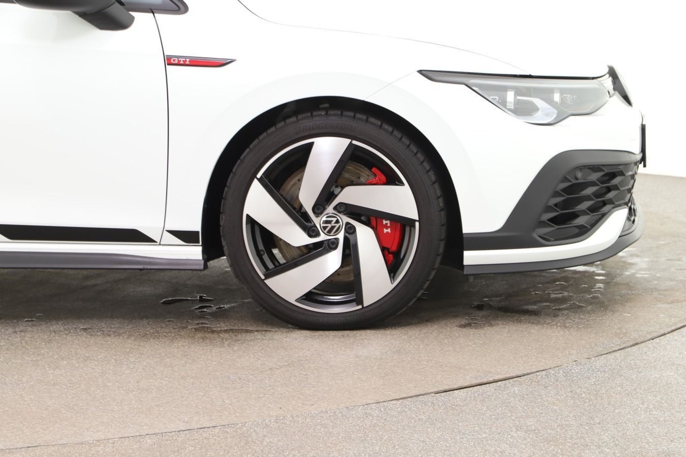 Volkswagen Golf 8 VIII GTI 2.0 TSI DSG Clubsport IQ.Light A foto 3