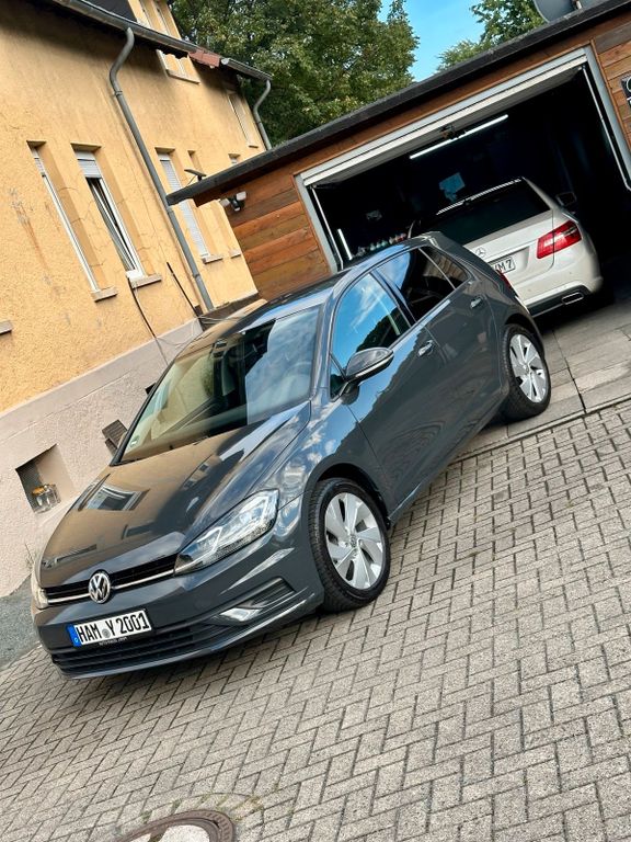 Image of Volkswagen Golf