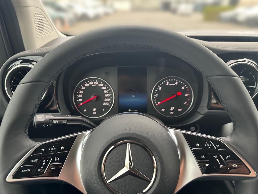 Fahrzeugabbildung Mercedes-Benz T 180 PROGRESSIVE Lang LED KAM SHZ KlimaA SpurA