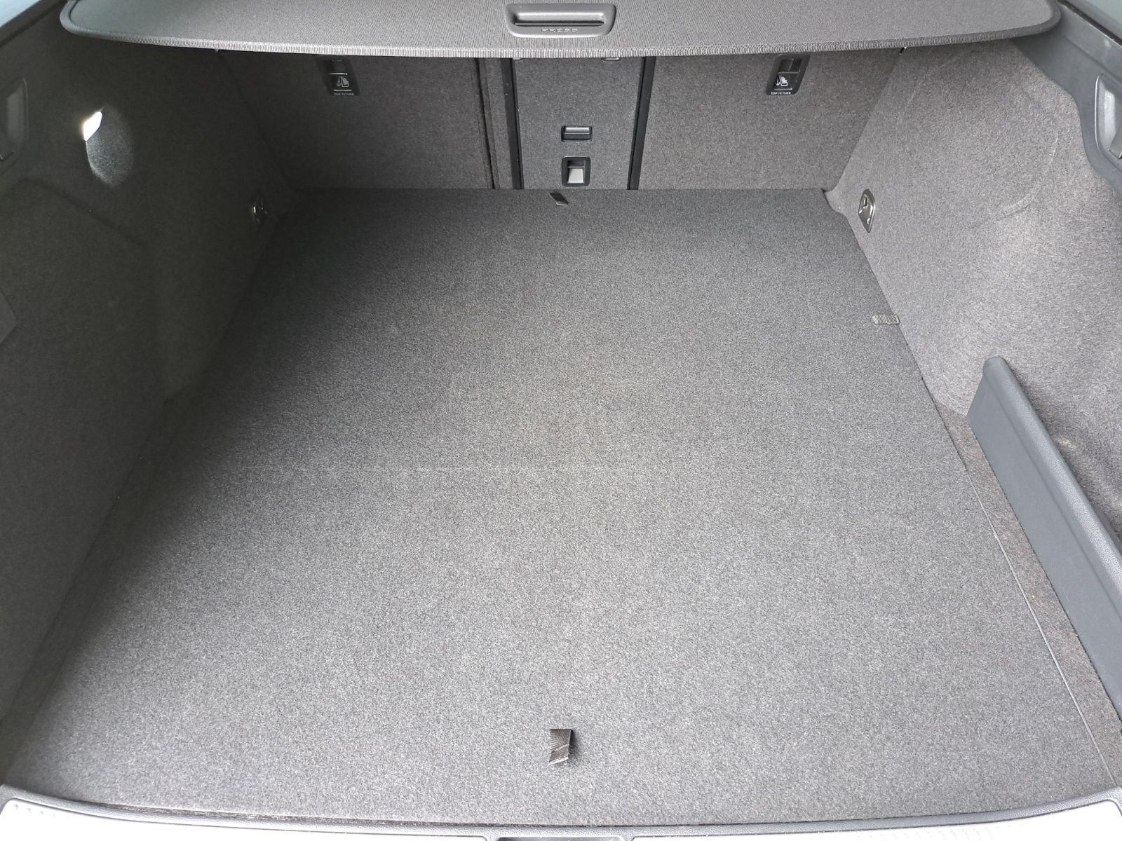Volkswagen Passat Variant - Bild 12