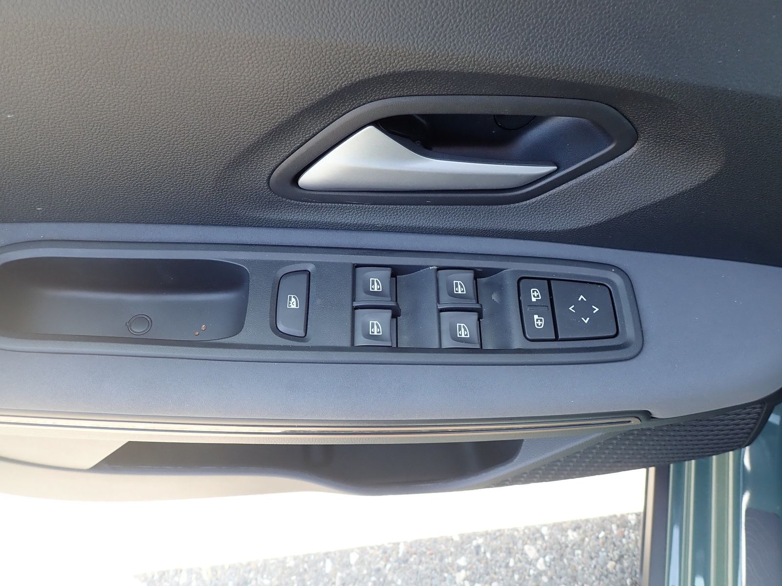 Fahrzeugabbildung Dacia Sandero STEPWAY TCe 90 CVT EXTREME/AUTOMATIK/SHZ
