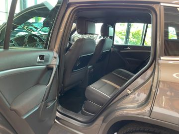 Volkswagen Tiguan Life TSI 4Motion *1.HAND*NAVI*XENON* SHZ*