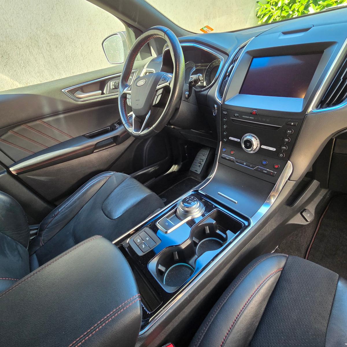 Ford Edge 2,0 l EcoBlue Bi-Turbo 4x4 ST-LINE Auto...