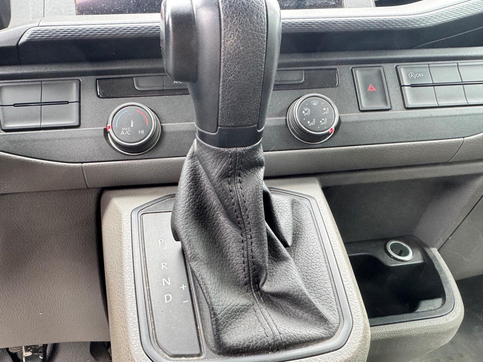 Volkswagen T6 Transporter 6.1 Doka/Pritsche TDI DSG 4Motion