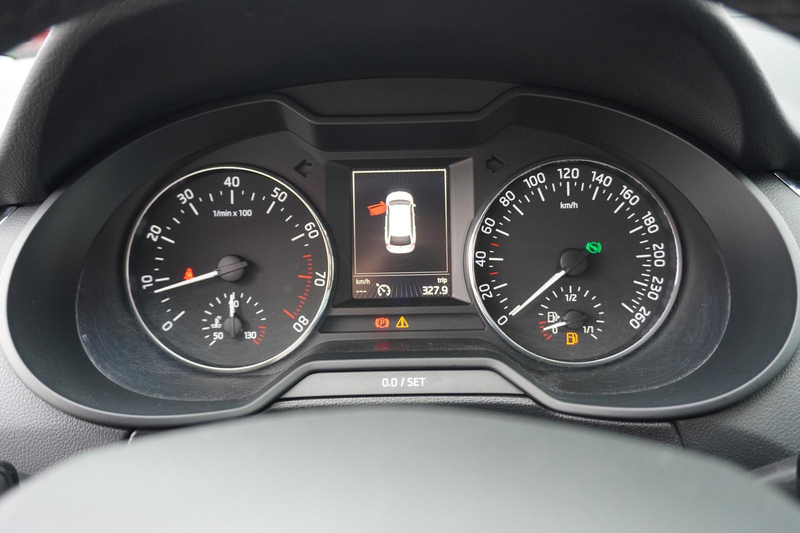 Skoda Octavia Combi 1.4 16V TSI Ambition ACC AHK PDC