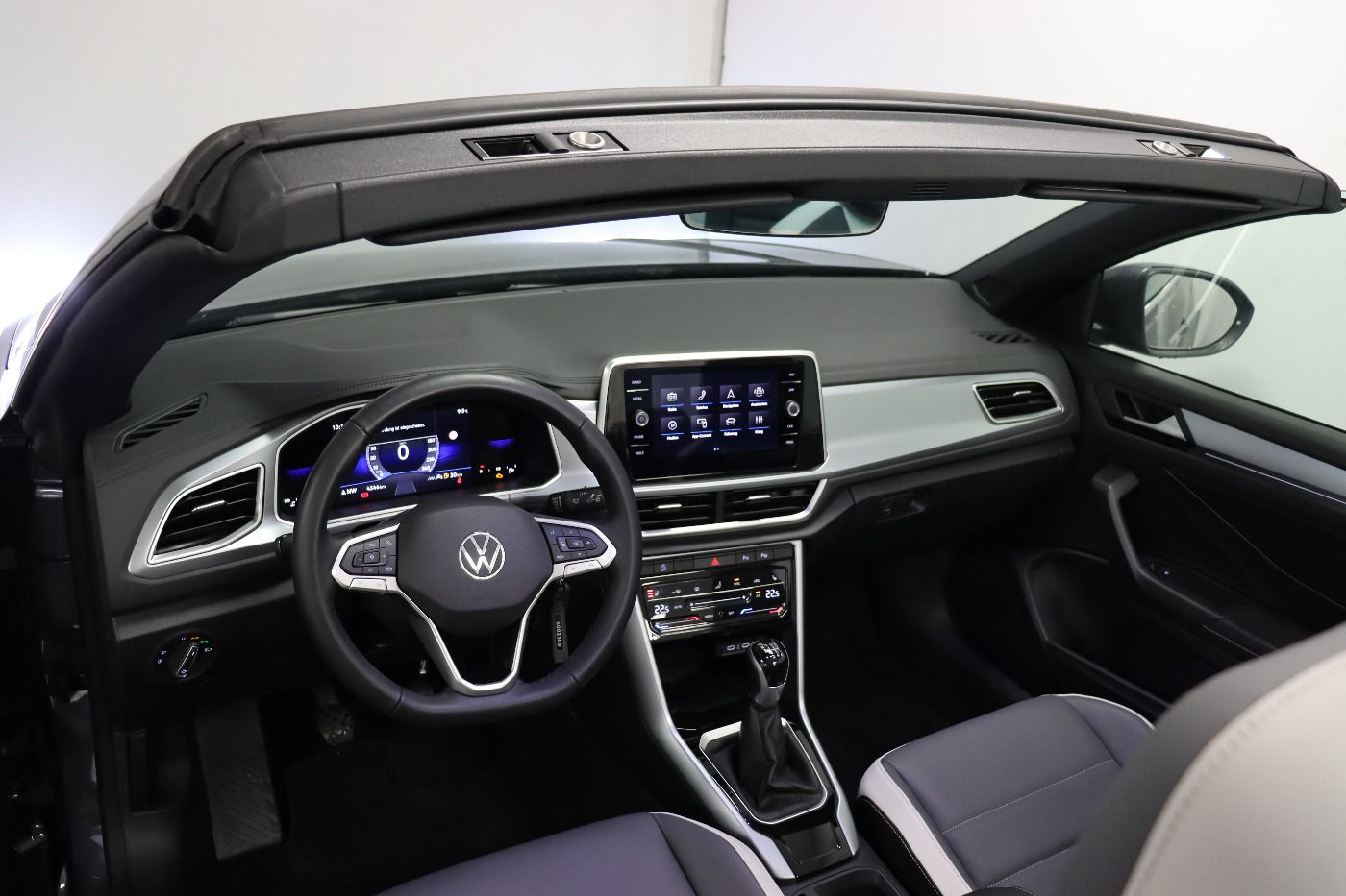 Volkswagen T-Roc - Bild 8