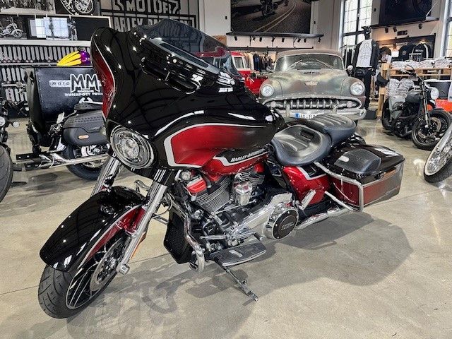 Fahrzeugabbildung Harley-Davidson CVO Street Glide Finanzierung ab 4,99%