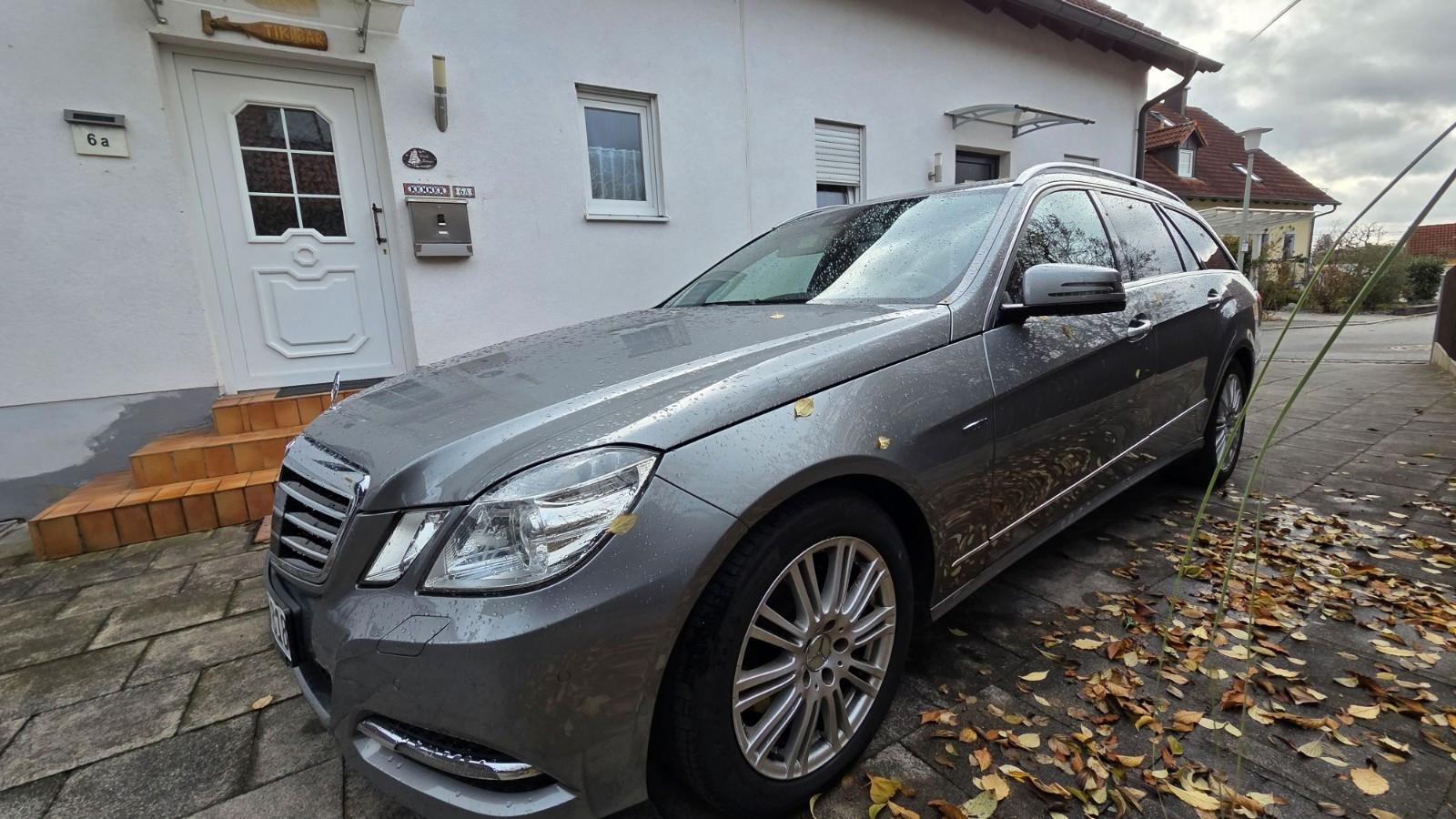 Mercedes-Benz E350 2010 — photo 9