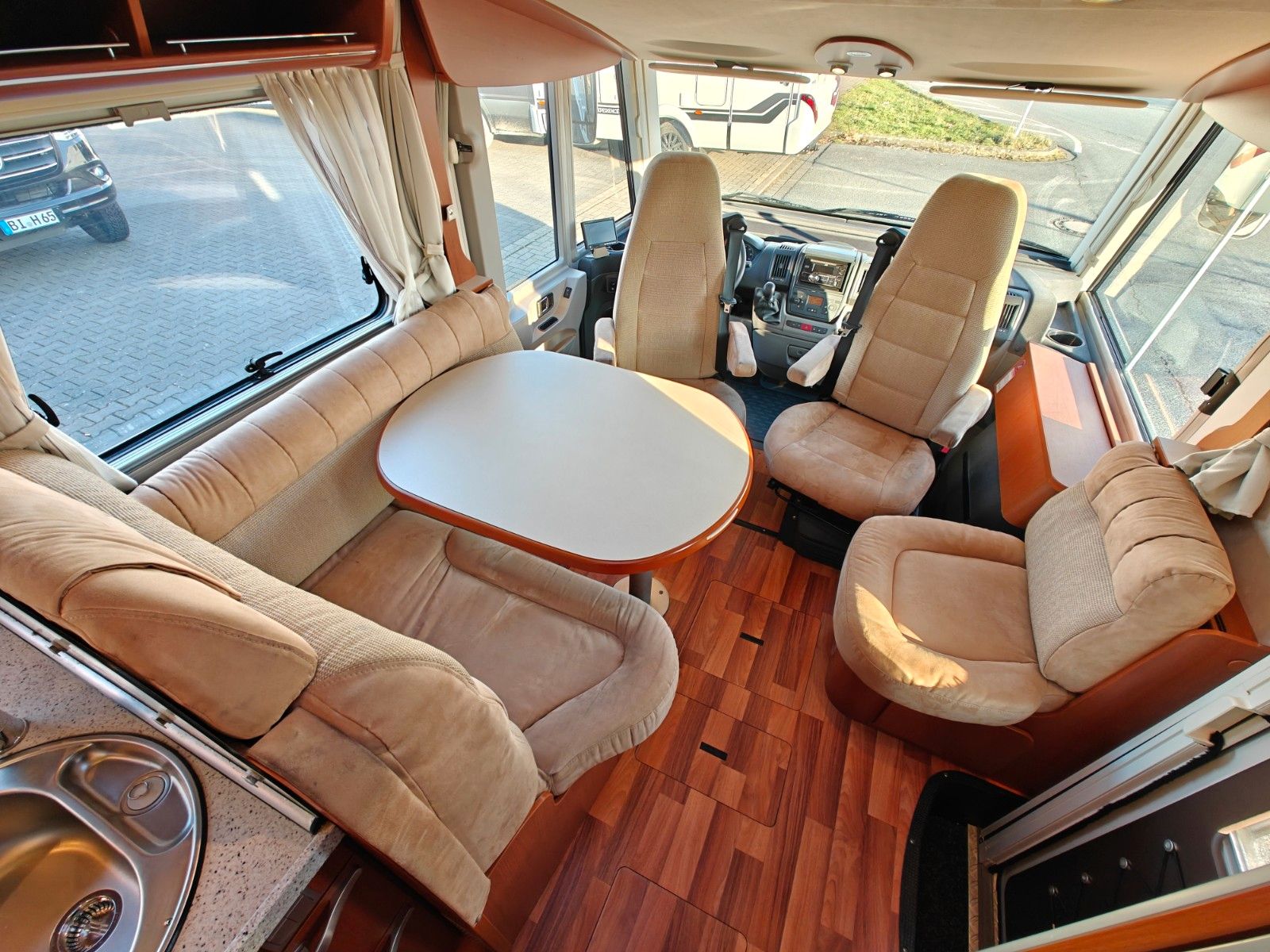 Fahrzeugabbildung HYMER / ERIBA / HYMERCAR B - KLASSE 594 - AUS ERSTBESITZ