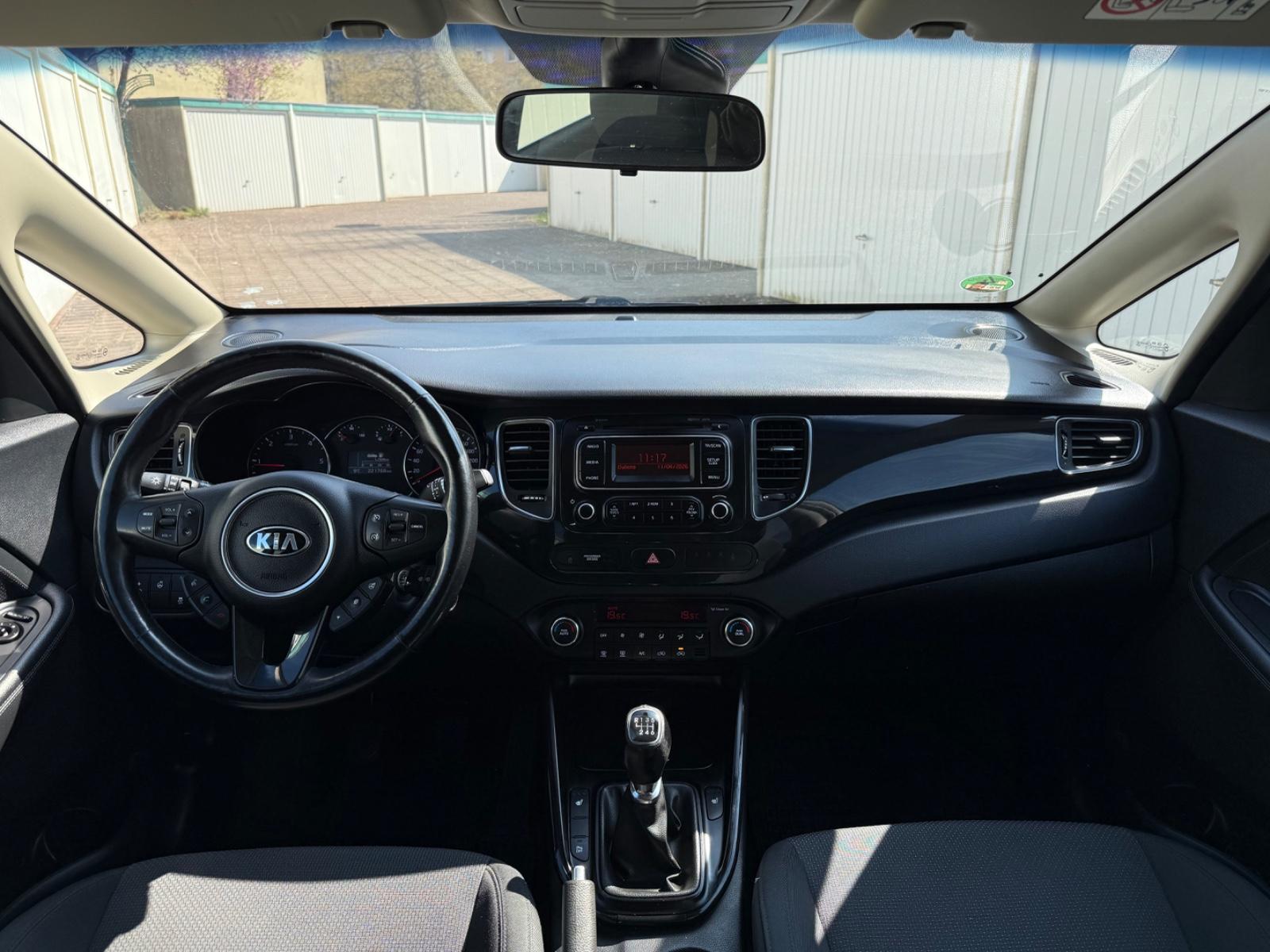 Kia Carens 2014 — photo 10