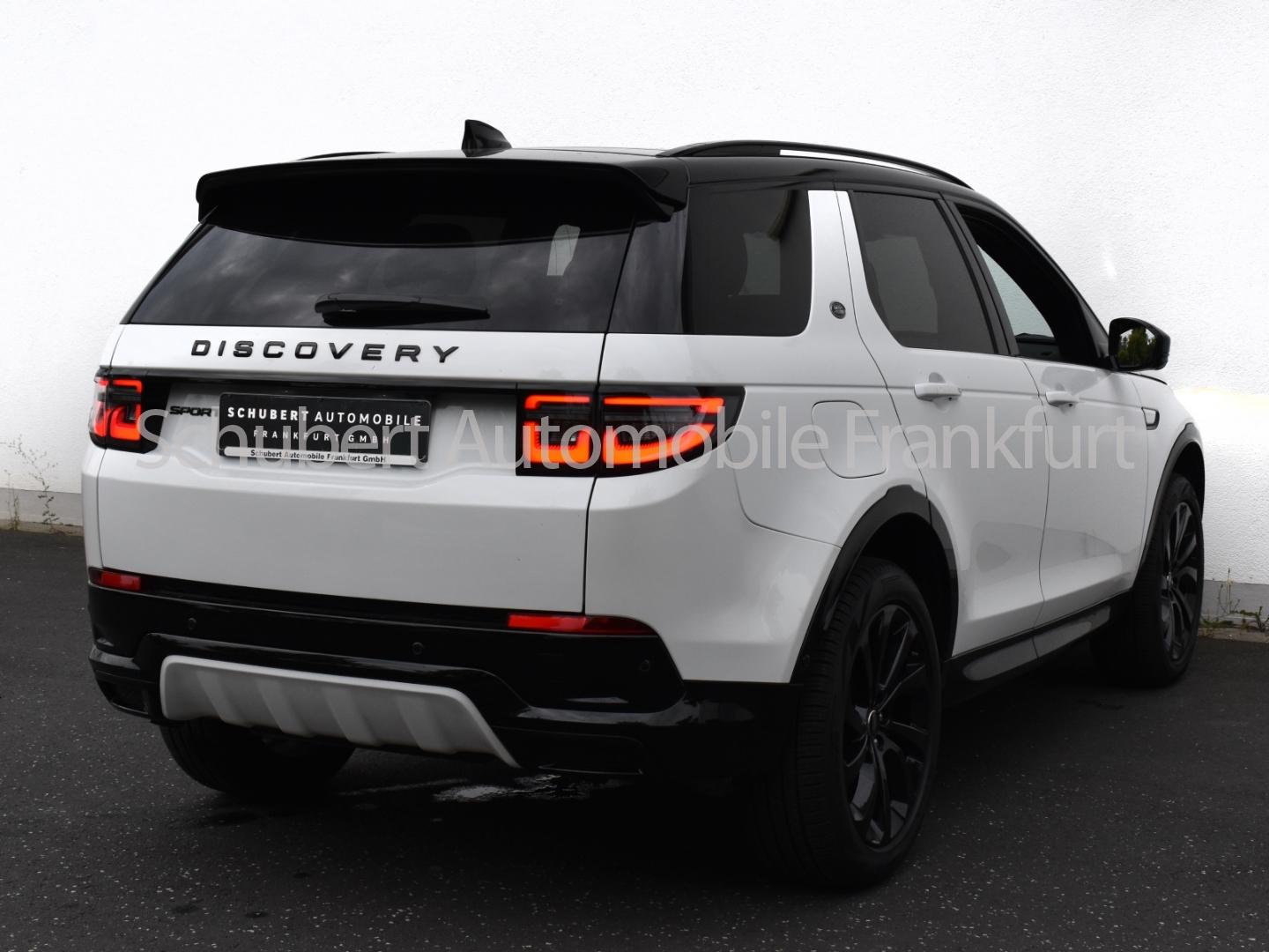 Land Rover Discovery Sport SE R-Dynamic 7 Sitze Face Pano A
