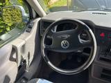 Volkswagen T4 California - silberne Volkswagen T4 California