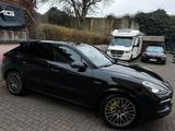Porsche Cayenne Coupe E-Hybrid PANO*Luft*Sitzkli*18-Wege - gebrauchte Porsche Cayenne aus dem Jahr 2021