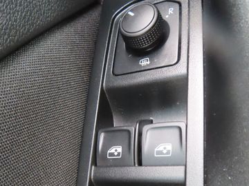 Fotografie 18 des Skoda Kamiq 1.0l TSI 81kW TOUR Navi Sitzheizung Garant