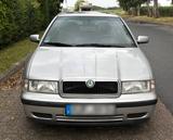 Skoda Octavia SLX 1.6 Benziner - Skoda Octavia: Slx