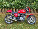 Triumph Thruxton 900 - TRIUMPH THRUXTON 900