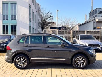 Volkswagen Tiguan - 5