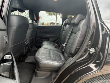 Mitsubishi Outlander - 8