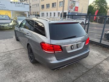 Mercedes E 220 - 6