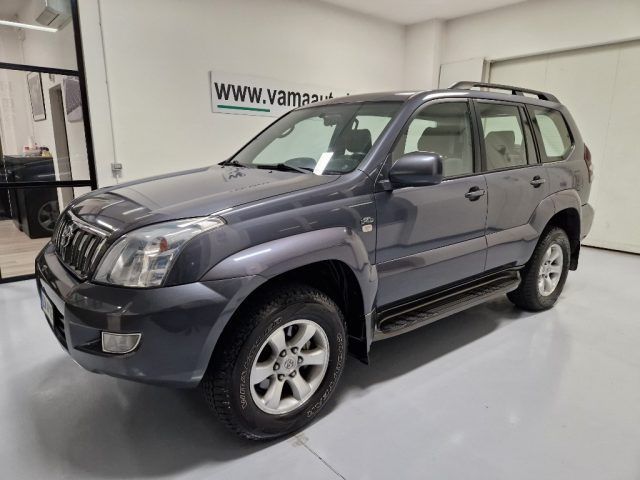 Toyota TOYOTA Land Cruiser 3.0 D-4D 16V 6MARCE MANUALE 