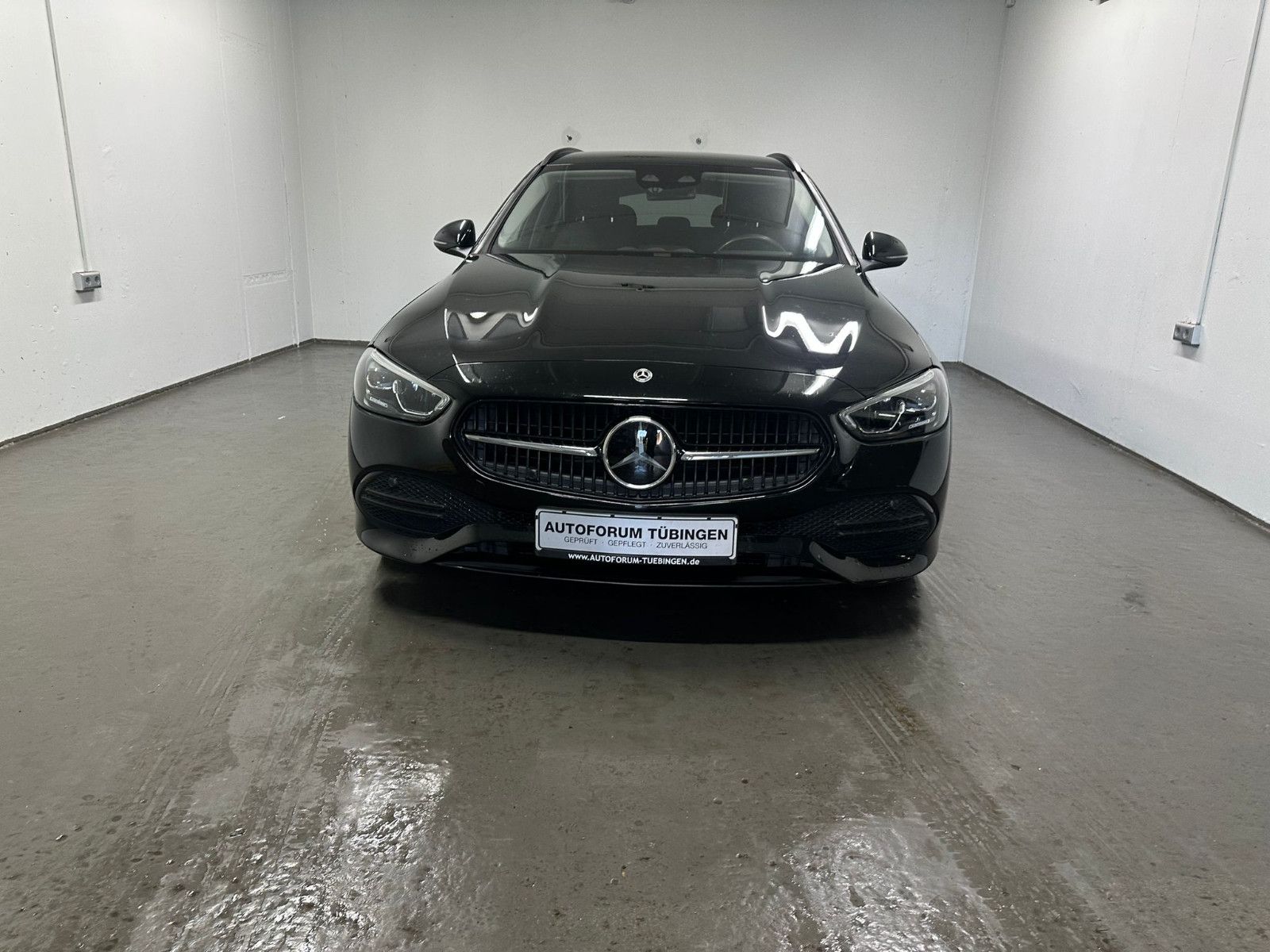 Fahrzeugabbildung Mercedes-Benz C 220 d T Autom. *HUD*AHK*MIDLINE*KAMERA*KEYLESS