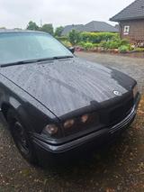 BMW 320i Coupe 320i - BMW 320 aus 1993: 320i
