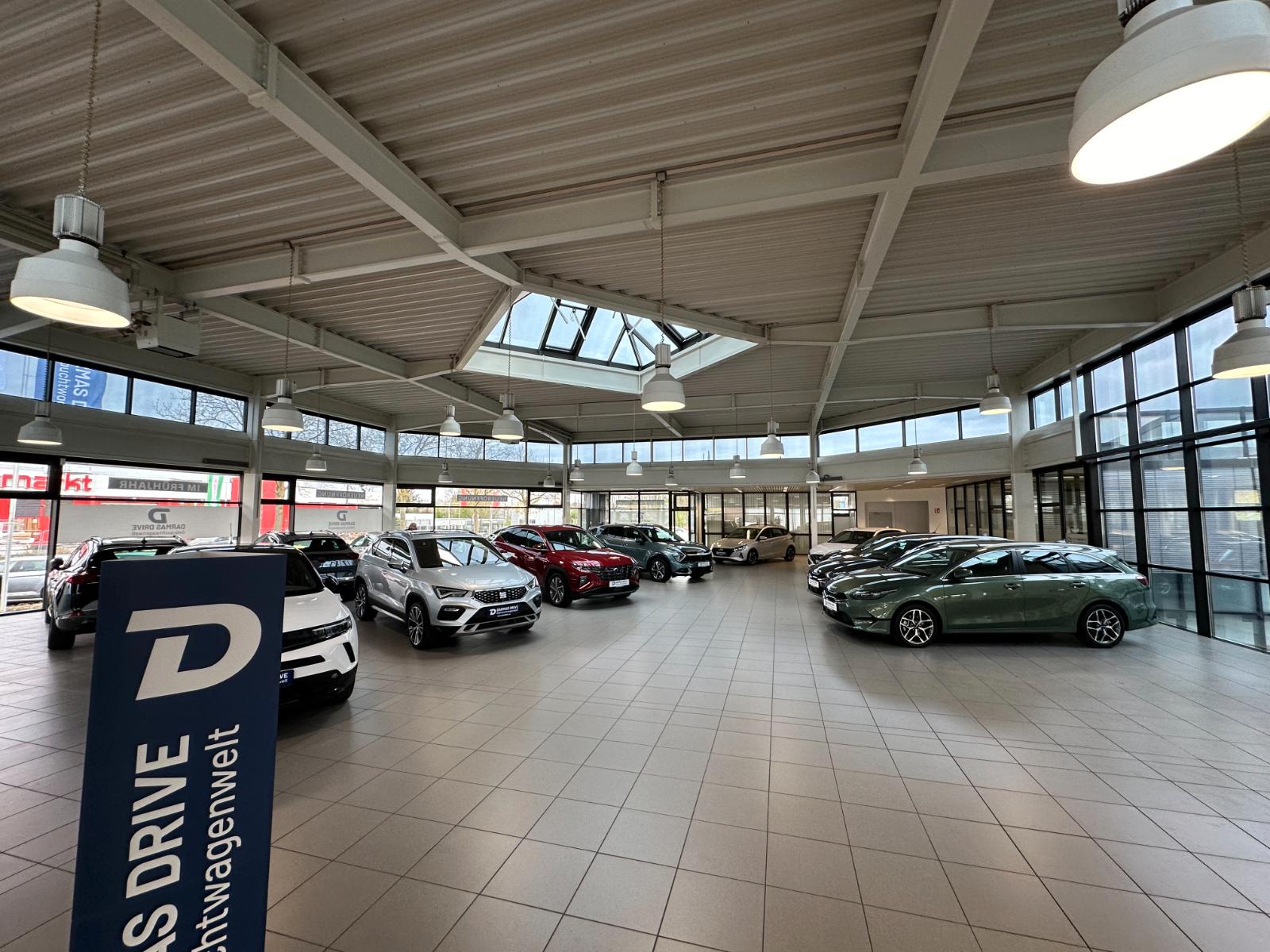 showroom-image-top