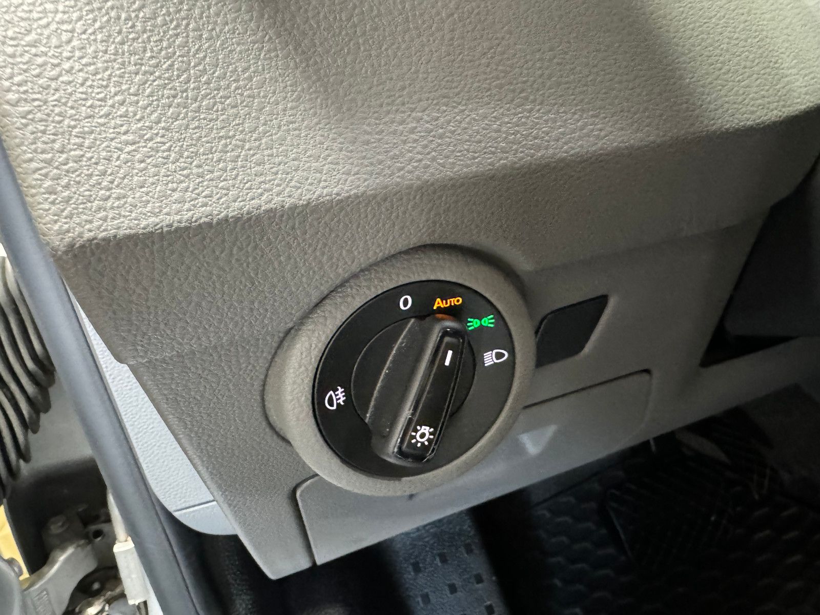 Fahrzeugabbildung Volkswagen Volkswagen T6 Transporter/ACC/APPLE/NAVI/PDC/LED