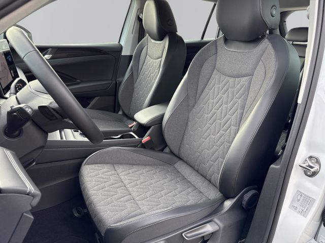 Tiguan 1.5 eTSI Life DSG *Navi*AHK*el.Heckklappe
