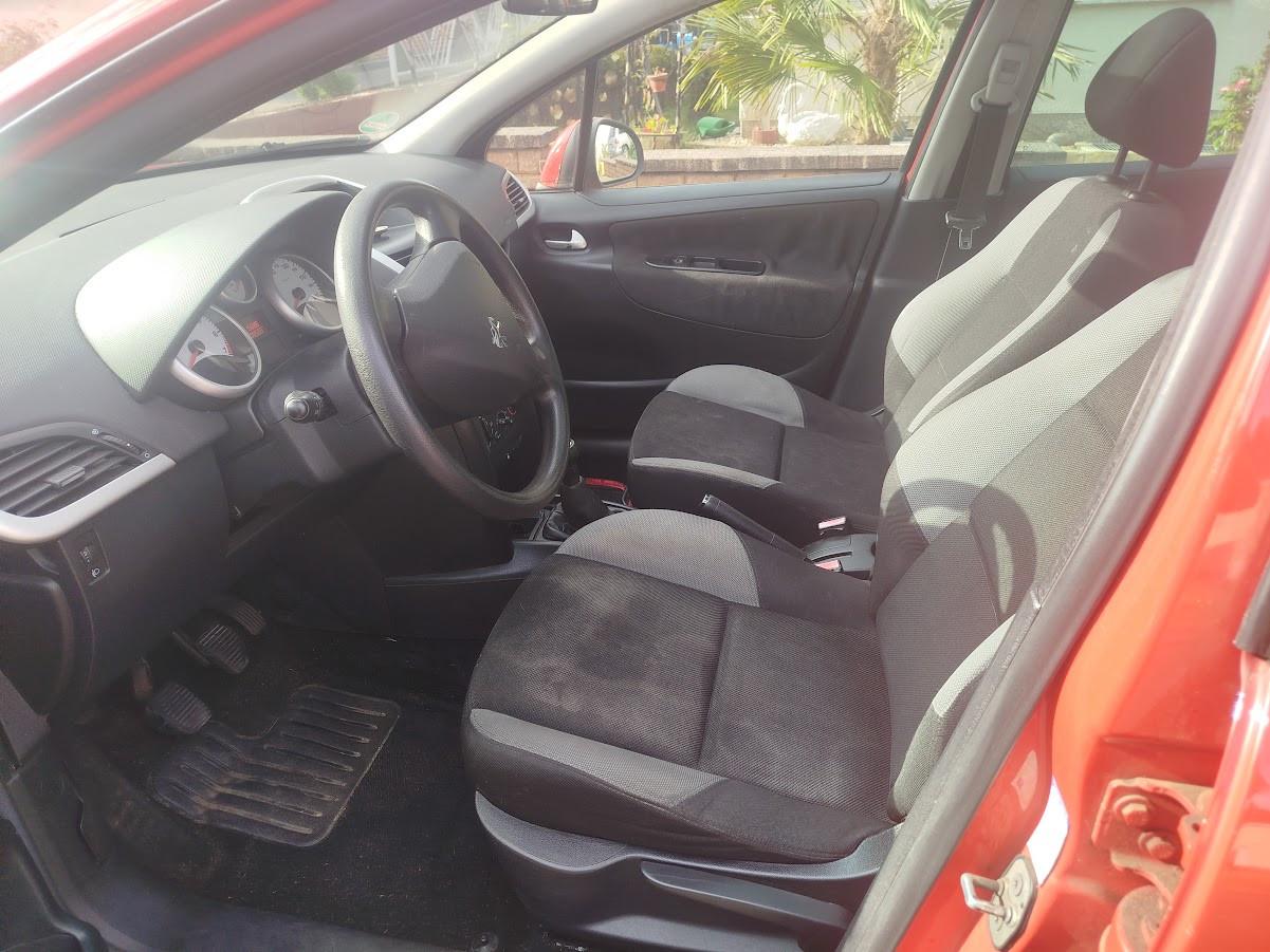 Peugeot 207 2009 — photo 13