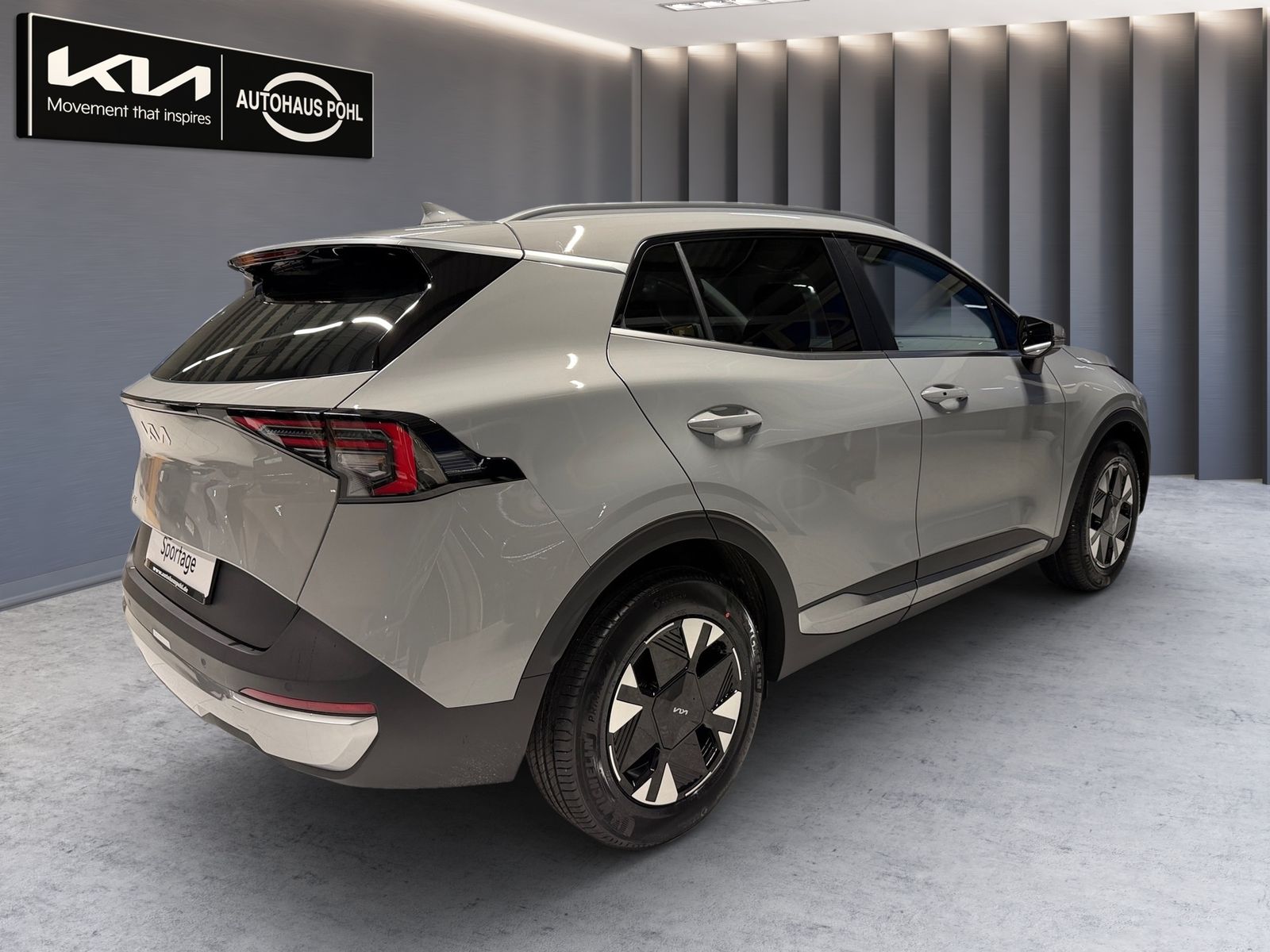 Fahrzeugabbildung Kia SPORTAGE 1.6T 2WD DCT Vision KOM Facelift