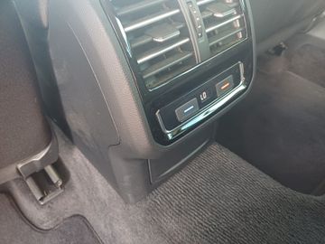 Volkswagen Passat Variant - 10