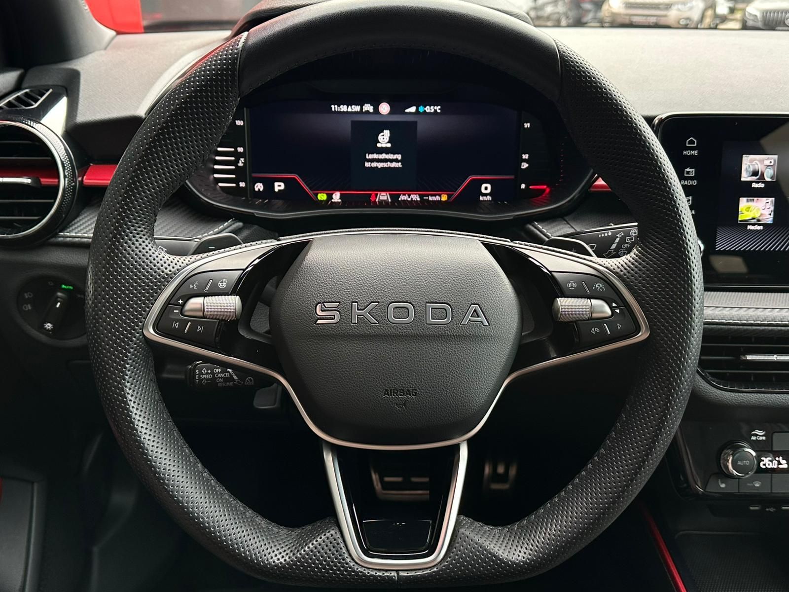 SKODA Fabia 1.5TSI MONTE CARLO* LED#SHZ#LH#FH#KEYLESS - Image 11