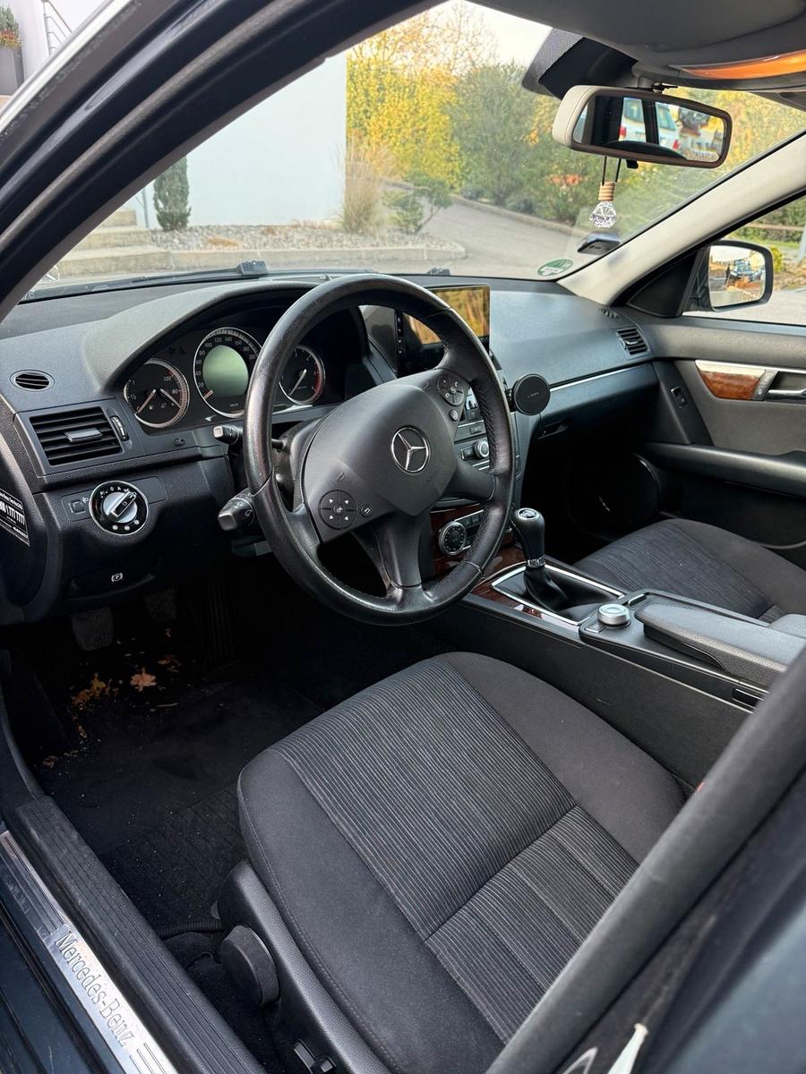 Mercedes-Benz C220 2008 — photo 5