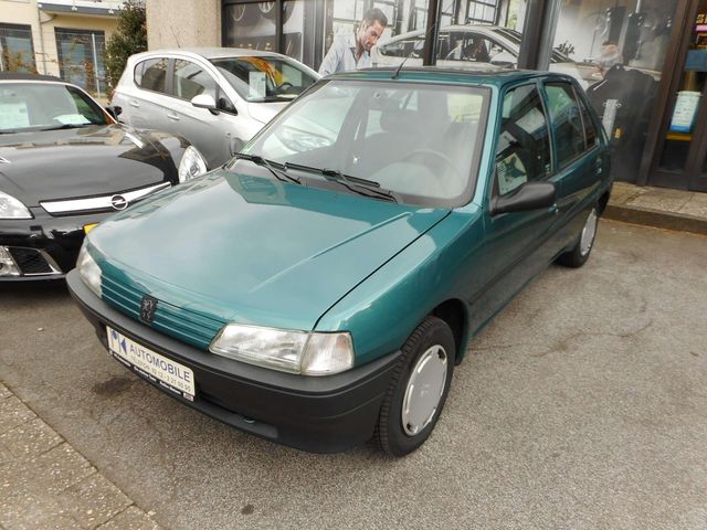 Peugeot 106 XR Oldtimer 1. Hand wenig KM Top Zustand