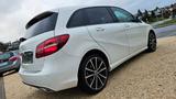 Mercedes-Benz B180+TÜV+GARANTIE+NAVI+LEDER+BI.XENON+PARKS - Mercedes-Benz B 180 in Stuttgart