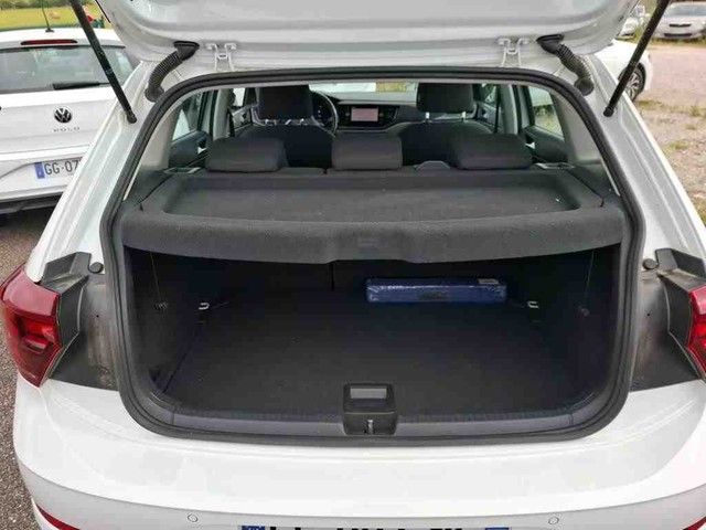 Fahrzeugabbildung Volkswagen Polo Life 1.0 TSI Navi LED PDC vorn u. hinten