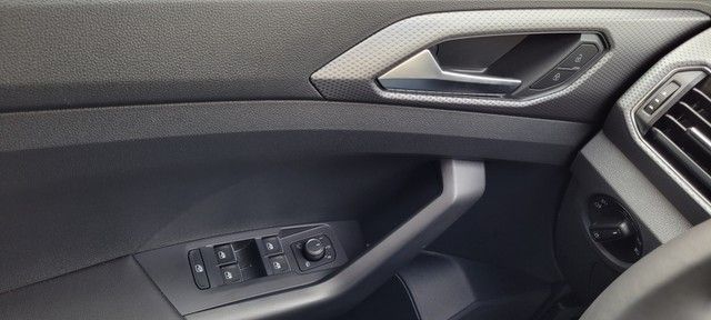 Fahrzeugabbildung Volkswagen T-Cross Active *Navi*ACC*Rückfahrkamera*