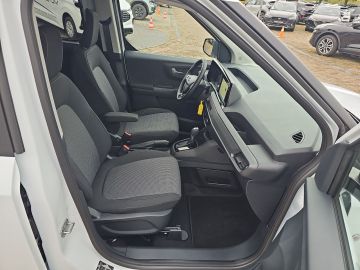Bild 13 Ford Transit Courier Trend Doppelkabine 1.0 AHK Klima