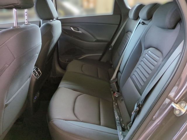 Fahrzeugabbildung Hyundai i30 FL Kombi (MY25) 1.5 T-GDI (140 PS) 48V 7-DCT