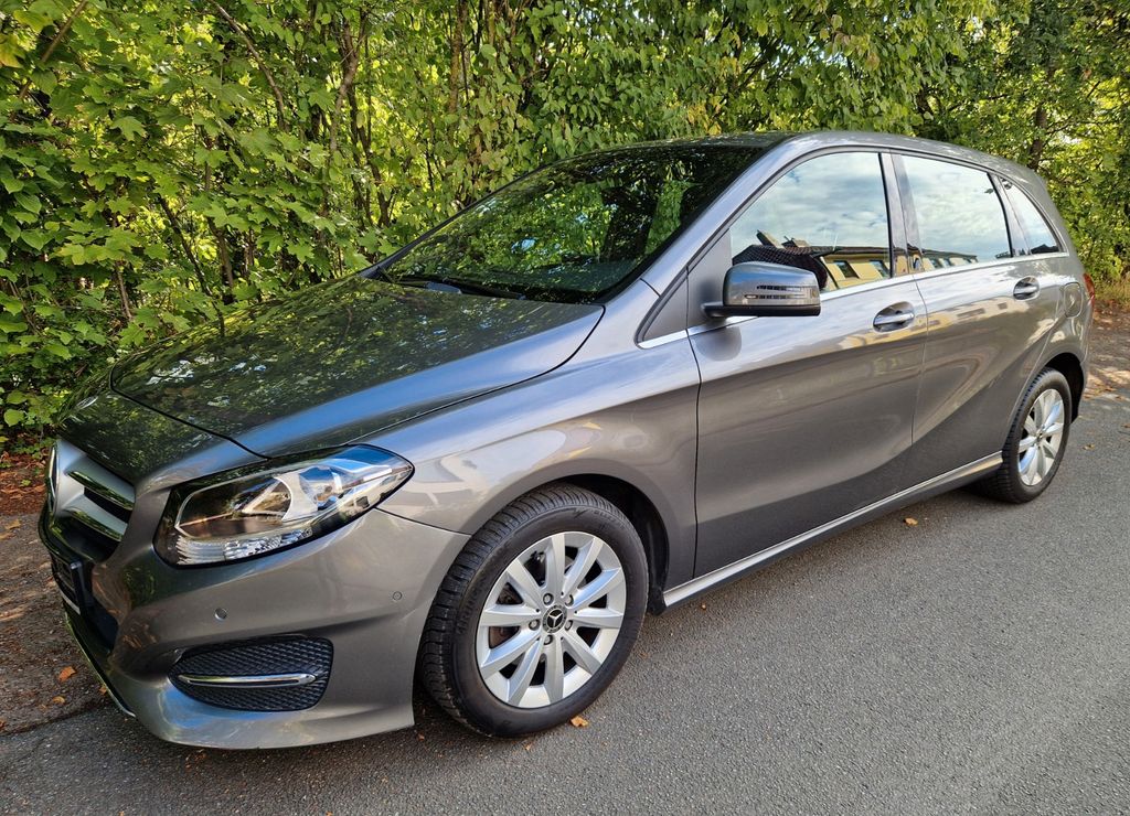 Image of Mercedes-Benz B 180