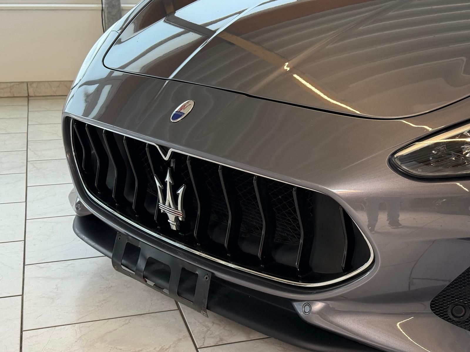 Maserati Granturismo - CarPlay Kamera Leder foto 4