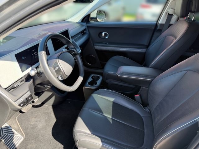 Fahrzeugabbildung Hyundai IONIQ 5 Uniq Elektro 77 +LEDER+NAVI+LED+RFK+UVM+