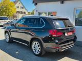 BMW X5 xDrive 35 i *Head Up*Harman Kardon*Ambienten - BMW X5 mit Benzin-Antrieb: Geländewagen