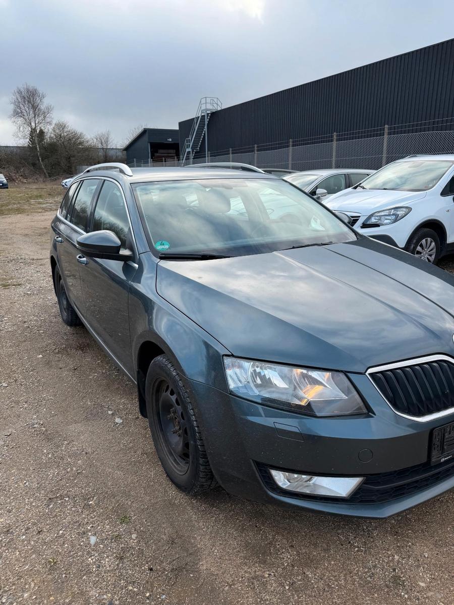 Skoda Octavia 1.6 TDI Green tec DSG Style Combi