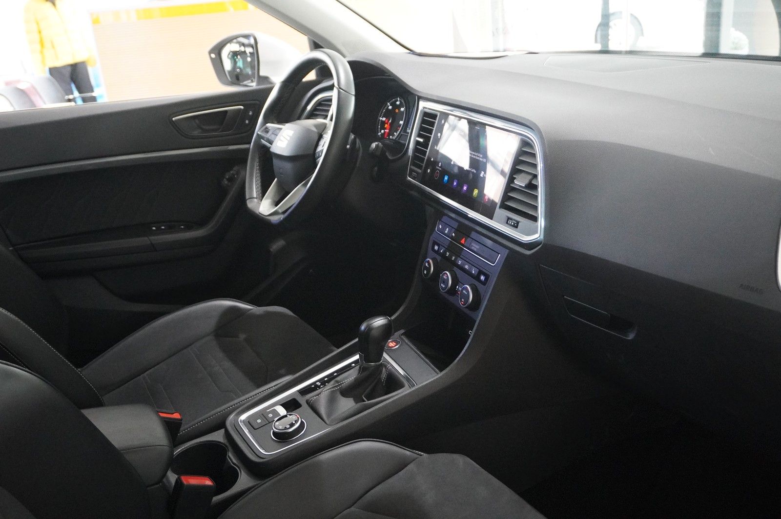 Fahrzeugabbildung SEAT Ateca 2.0 TDI 4DRIVE STYLE NAVI/LED/SH/SPORT/AHK