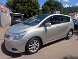 Toyota Verso Executive 7 SI AHK SITZHZG KLIMAAUTO SCHEK - gebrauchte Toyota Verso aus dem Jahr 2009