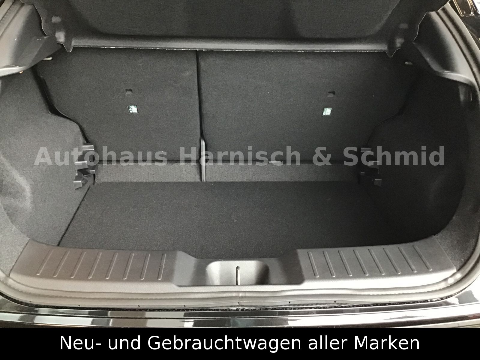 Fahrzeugabbildung Nissan Juke 1.0 DIG-T Schaltgetriebe - Acenta - Navi