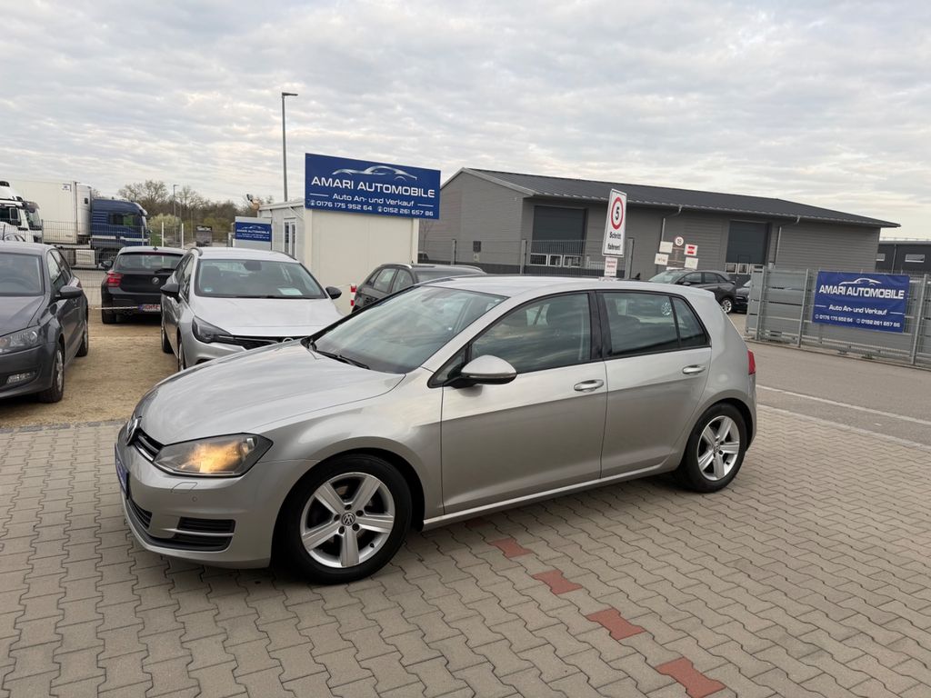 VW Golf - Bild 8